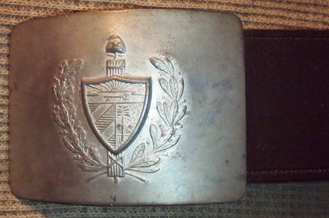 Belt outlet Buckle. Cuban