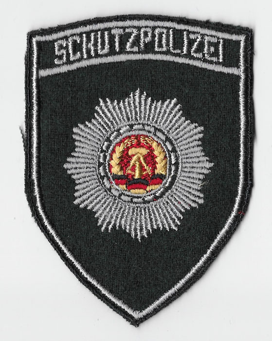 DDR Police Shoulder Patches - NATIONALE VOLKSARMEE (1956-1990) - World  Militaria Forum