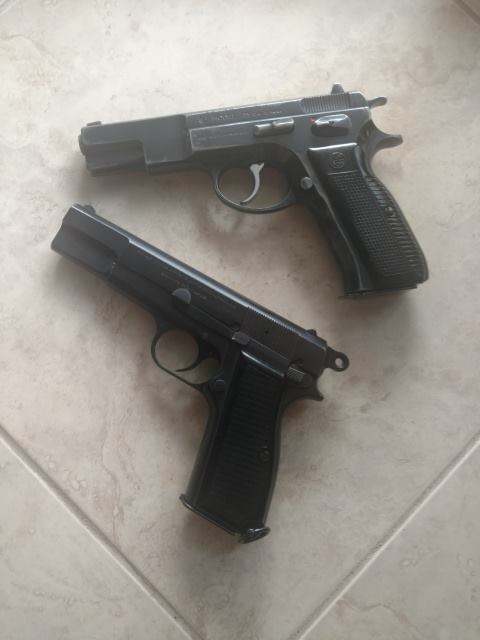 Rhodesian Cz 75s Pistols All African Nations World Militaria Forum