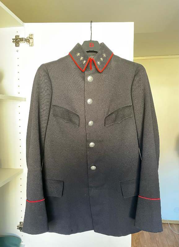 May i have some help identifying this uniform. - CAN YOU IDENTIFY THIS ...