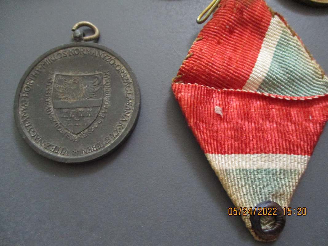 Medal Id S Austrian Hungarian CAN YOU IDENTIFY THIS World   IMG 0168.JPG.2346f16b8fe71abf15f5860bd8fa1e5f.JPG