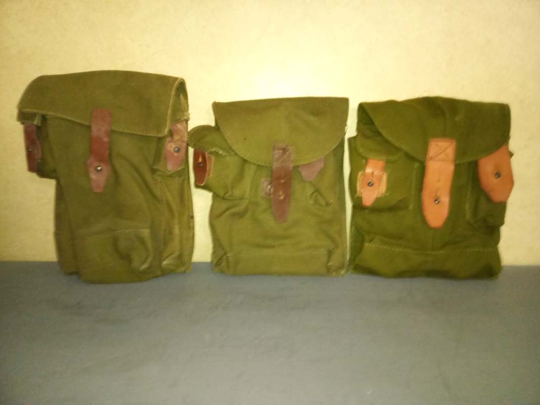 Romanian AK mag pouches - OTHER NATIONS OF EUROPE - World Militaria Forum